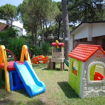 Villaggio Giove * Линьяно-Саббьядоро